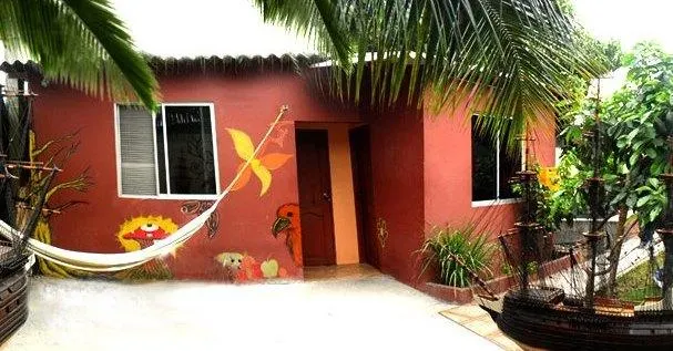Funky Monkey Hostel Guayaquil - Image 1