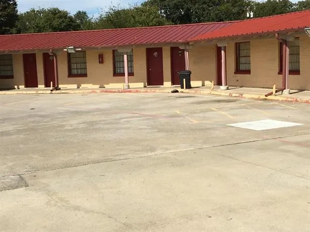 Budget Inn Greenville - Image 1