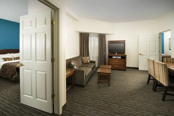 Staybridge Suites Baltimore BWI Airport - Image 1
