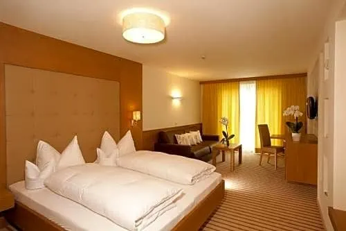 Livehotel Friedheim - Image 1