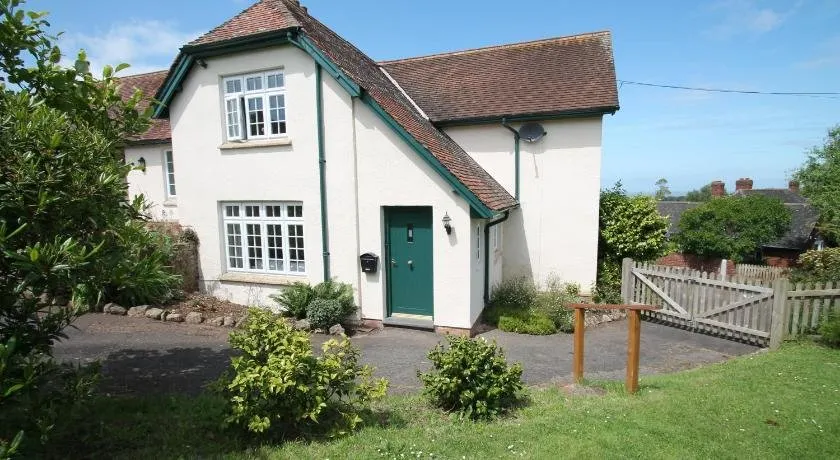 Coach House In Old Cleeve - Sleeps Up To 4 - Image 1