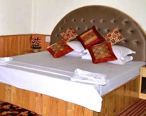 Ocean Inn - Image 1