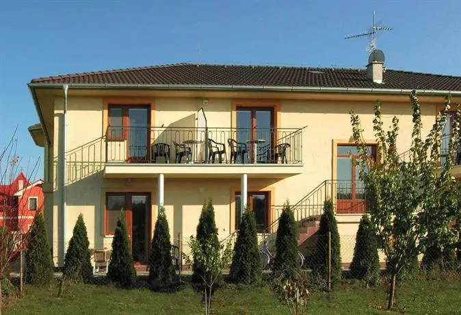 Apartmány Family Veľký Meder - Image 1