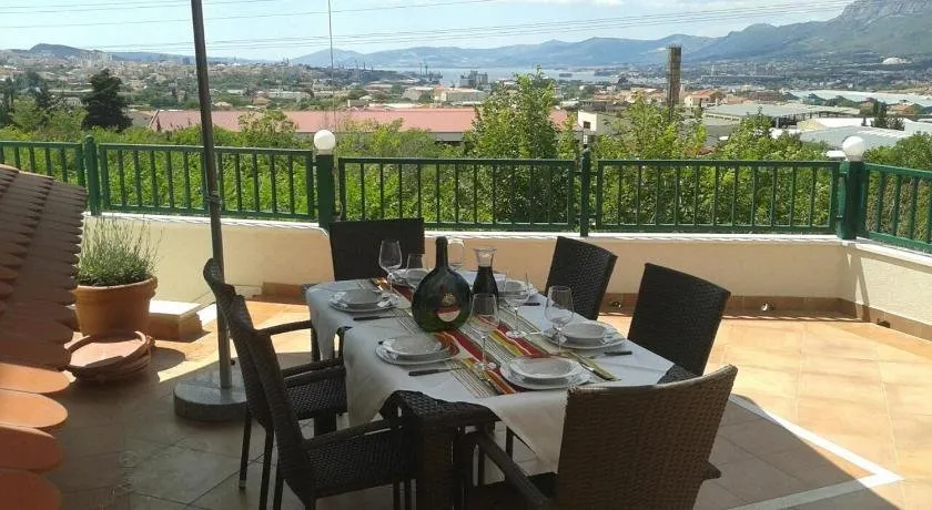 Apartmani Lucante - Image 1