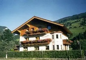 Comfortable Apartment in Königsleiten near Forest - Image 1