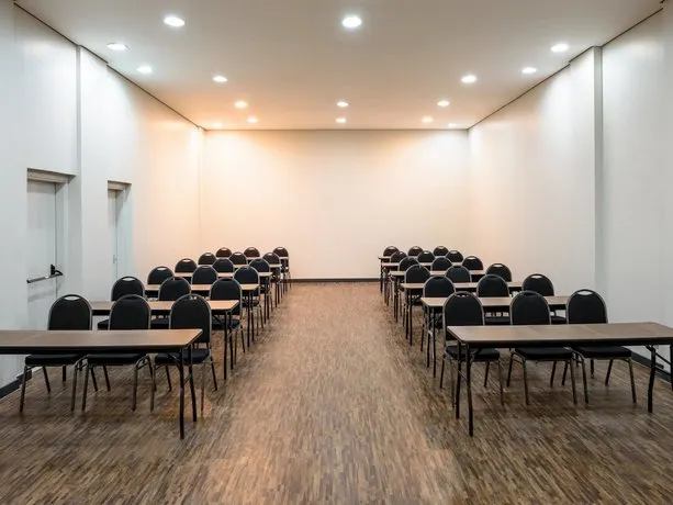 Hotel ibis Styles Bauru - Image 1