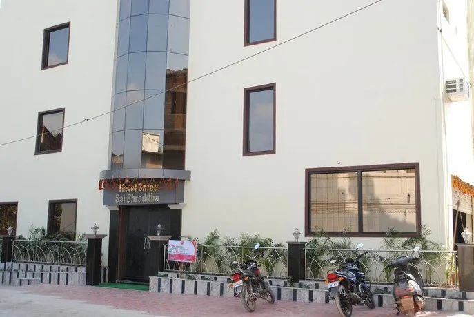 Hotel Shree Sai Shraddha - Image 1
