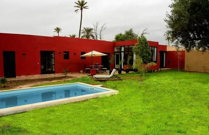 Villa Rouge - Image 1