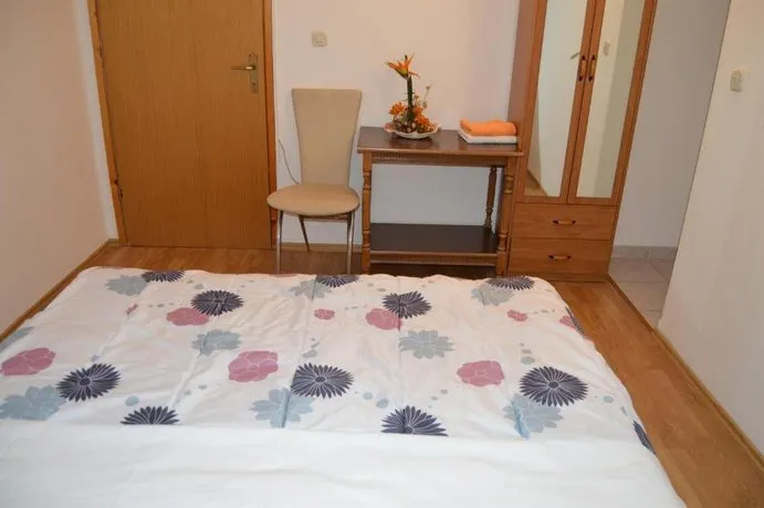 Rooms Modana - Image 1