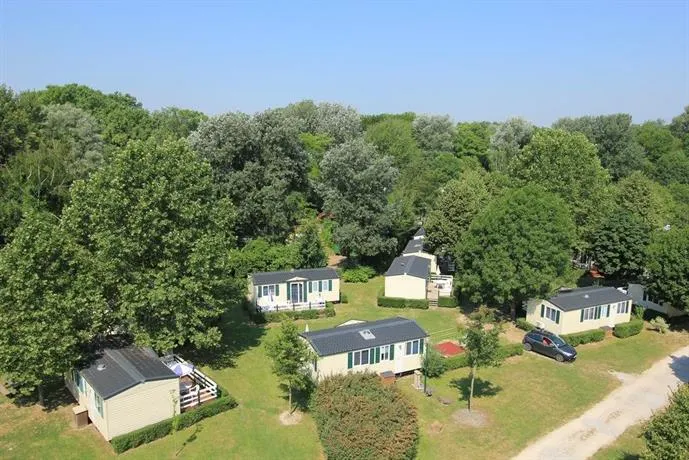 Donaupark Camping Tulln - Image 1