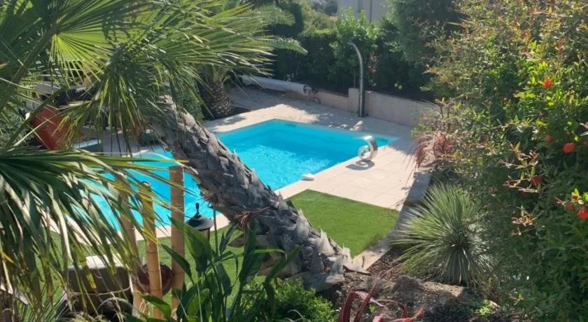 Au clos provencal - Image 1