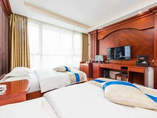 Emeishan Sanhejia Hotel - Image 1