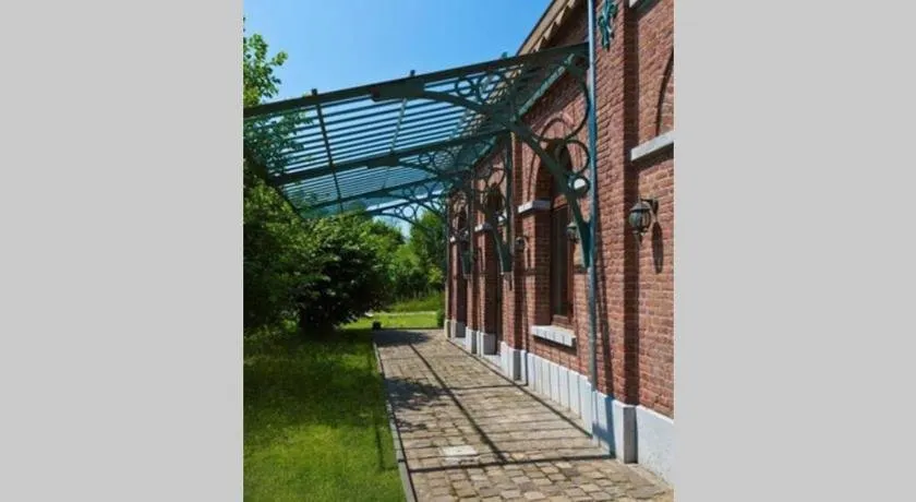 Appartement dans un bâtiment historique - Image 1