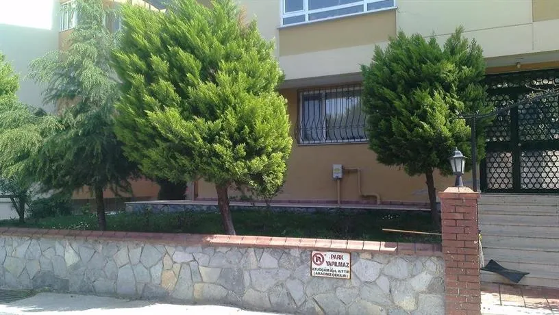Bursa House - Image 1