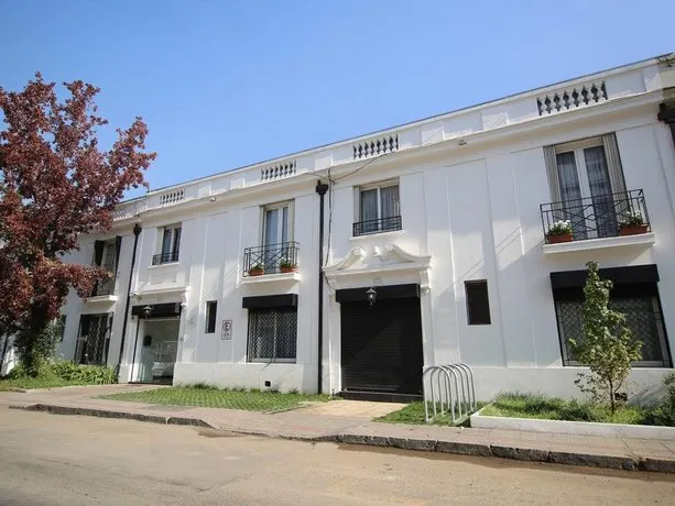 Green Suite Hotel & Apartments - Image 1