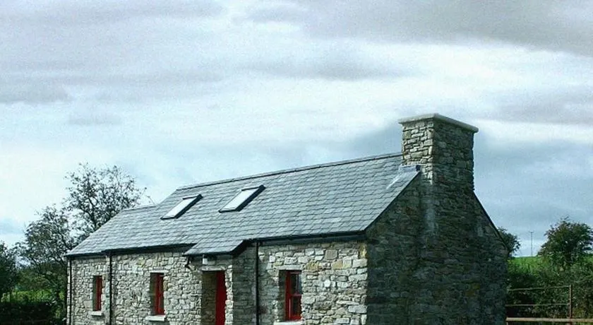 Ballynasollus Cottage - Image 1