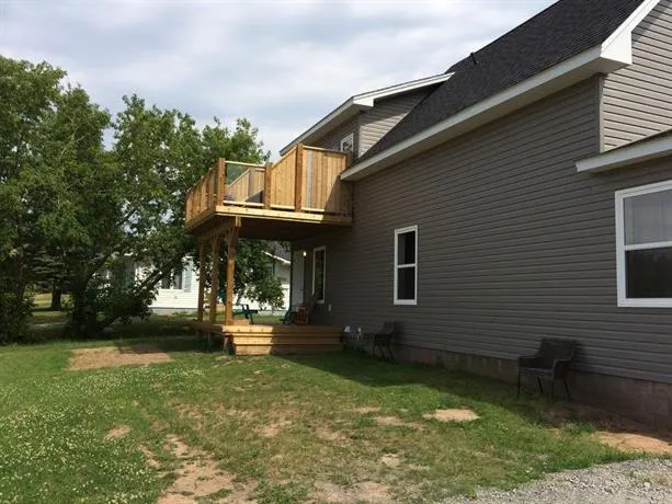 Shediac Beachfront - Image 1