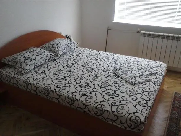 Family Hotel Stasi - Image 1