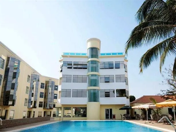 Sunsil Hotel - Image 1