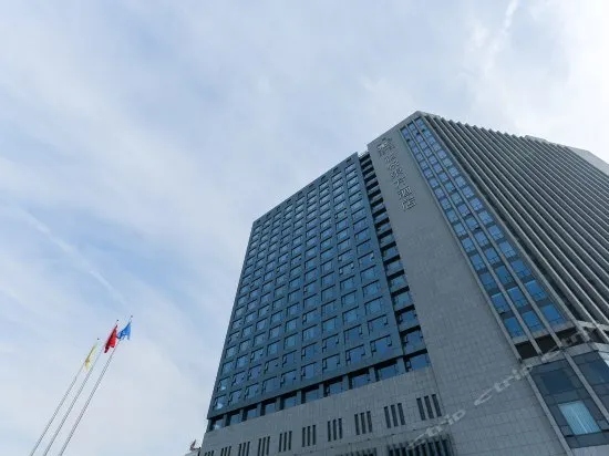 Enjoy Hotel - Image 1