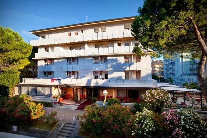 Hotel Kennedy - Image 1