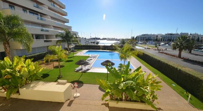 Vilamoura apartment garden access 013 - Image 1