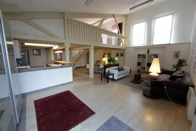 LE LOFT - Image 1