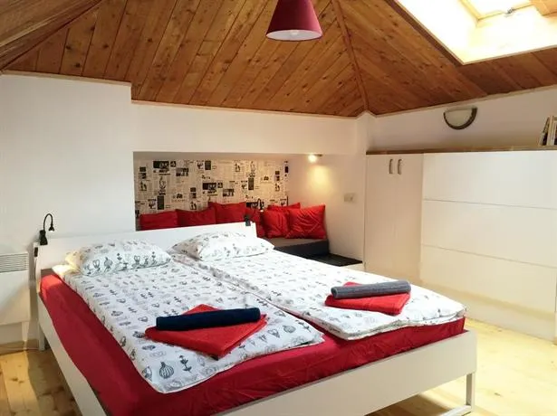 Artistic penthouse - Image 1