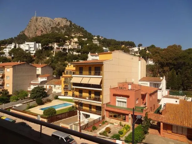 Apartamentos Estartit Park - Image 1