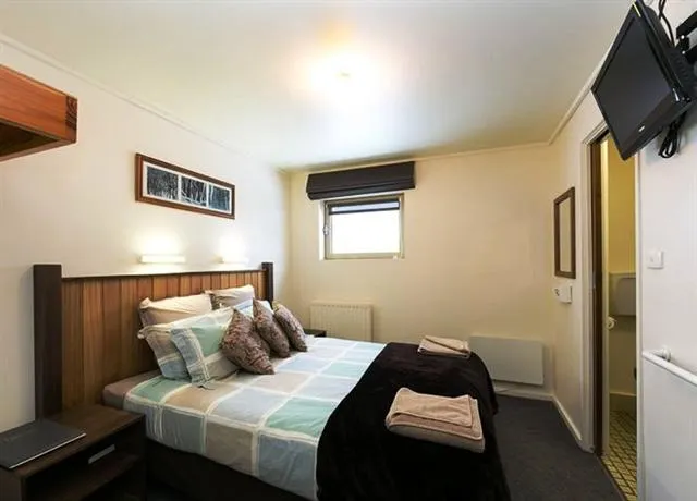 Pretty Valley Alpine Lodge - Image 1