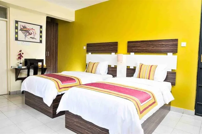 Magharibi Suites Hotel - Image 1
