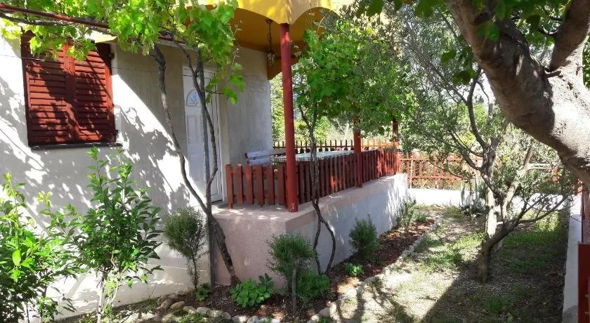 Country house Mia - Image 1