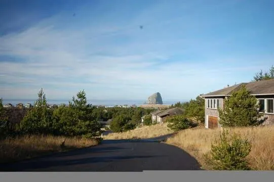 Beachwoods Cottage - Image 1
