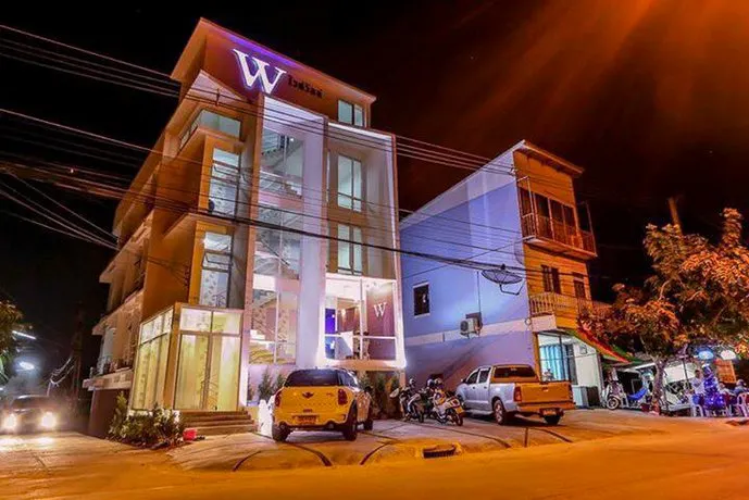 White Ville Apartment - Image 1