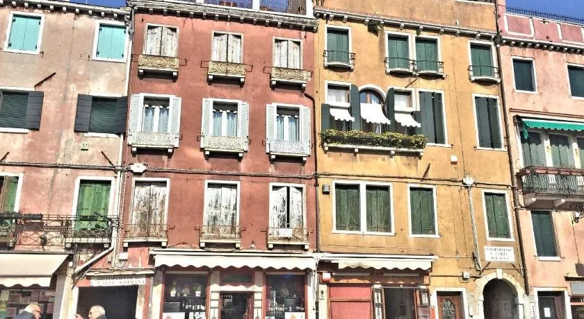 Biennale APT Balcony - Image 1