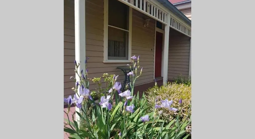 Kenmaur Cottage - Image 1