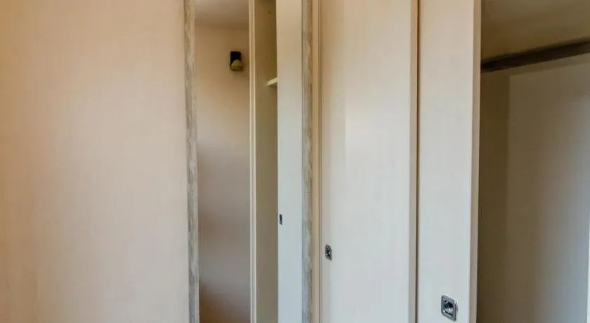 Apartment Turquoise - Image 1