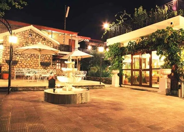 Vishranti Resorts & Spa - Image 1