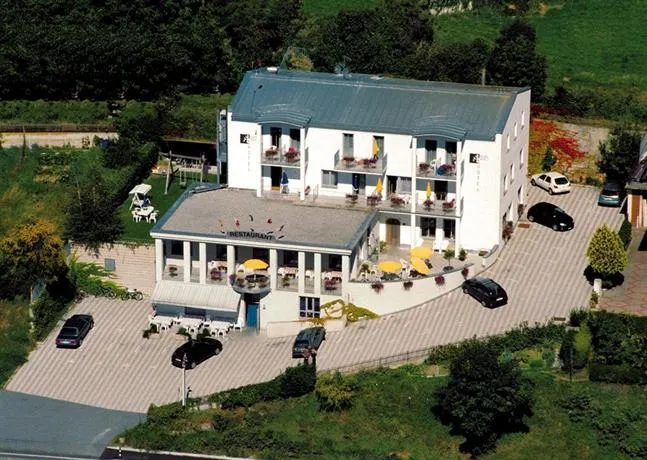 Gasthof Iris - Image 1