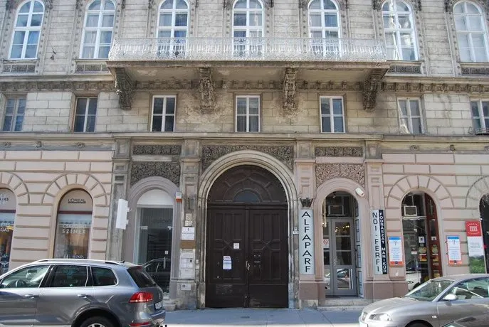TO-MA Apartment - Image 1