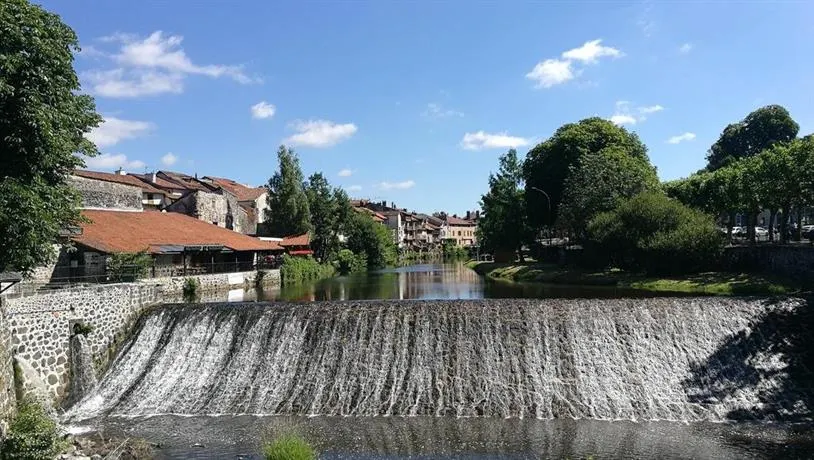 Aurillac meuble de tourisme - Image 1