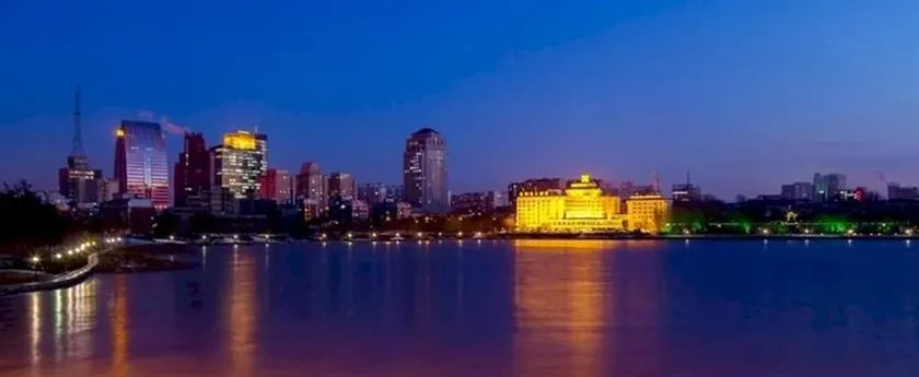 Changchun Overseas Chinese Hotel - Image 1