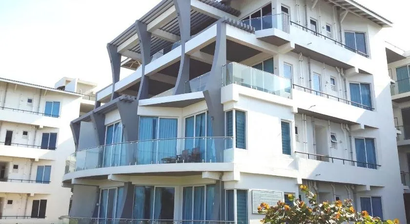 Luxury penthouse , Nilaveli, Srilanka - Image 1