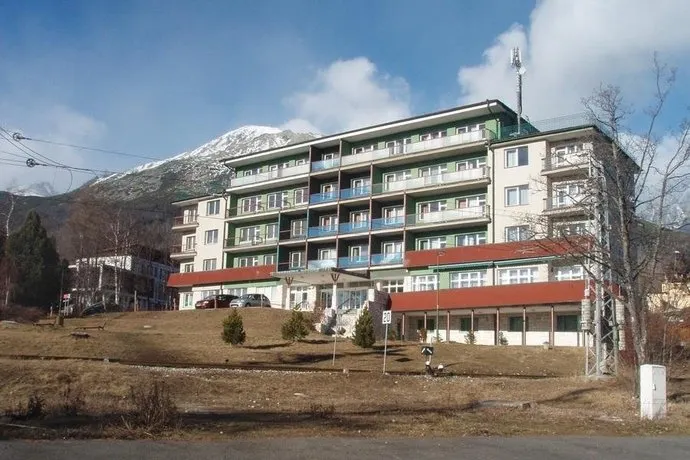Garni Hotel Tatrys - Image 1
