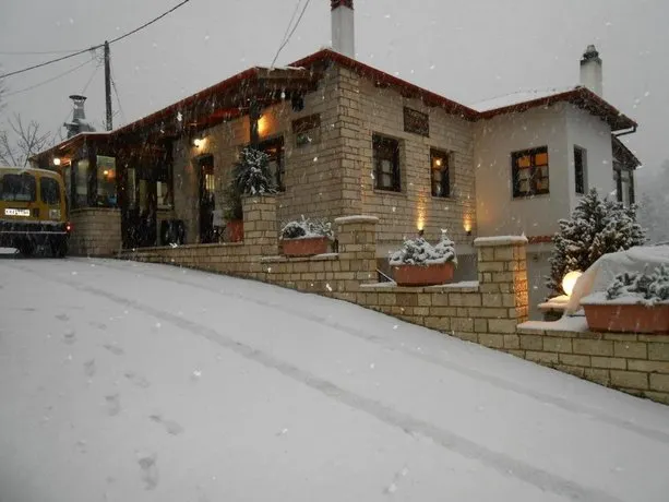 Oihalia Guesthouse - Image 1