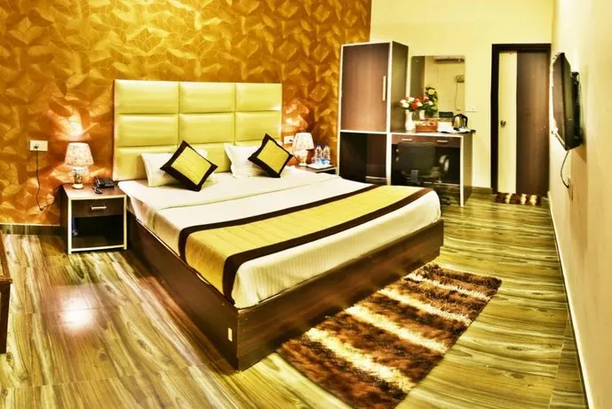 Hotel Amritsar Inn - Image 1