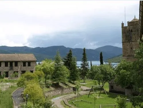 Casa Cambra - Image 1