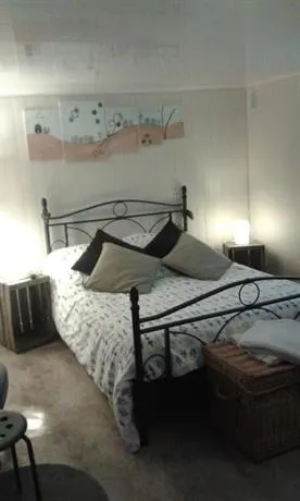 Chambre D'Hotes Au Dela De L'Eau - Image 1