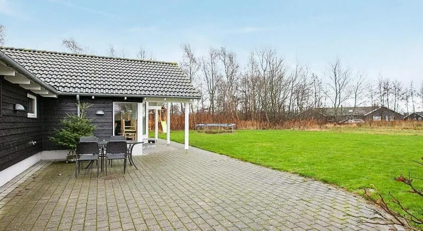 10 person holiday home in Idestrup-By Traum - Image 1