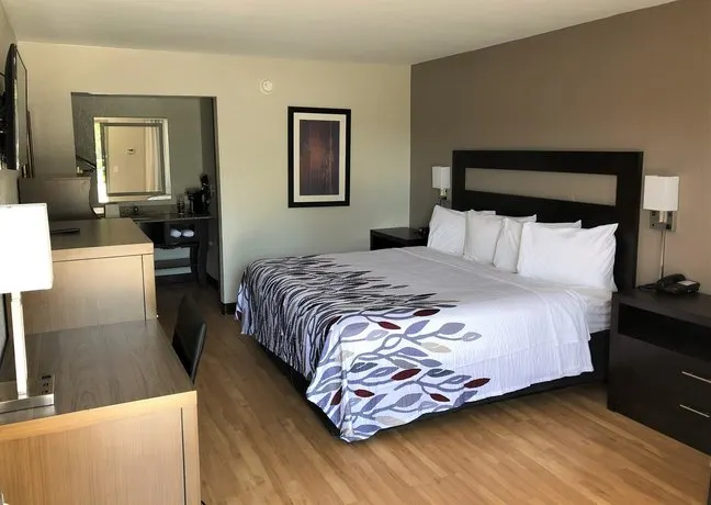 Elite Inn - Image 1